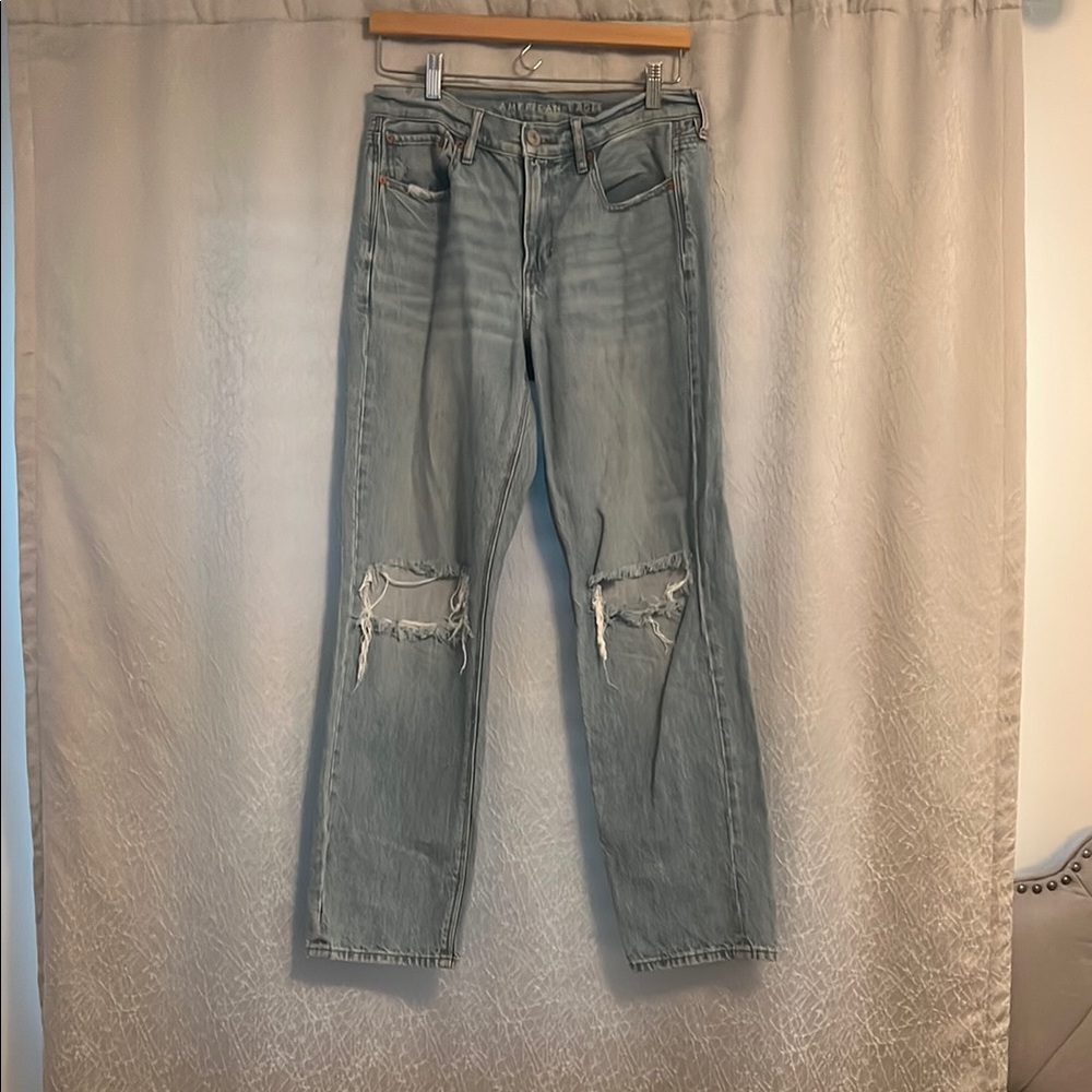 American Eagle Outfitters Light Blue Boyfriend Jeans